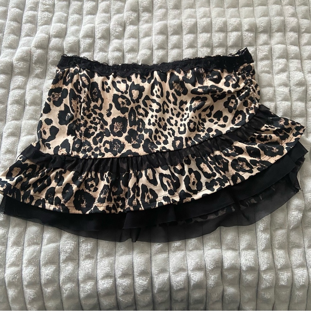 y2k leopard print mini skirt